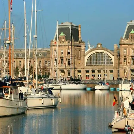 Beautiful With Outdoor Heating Ostend